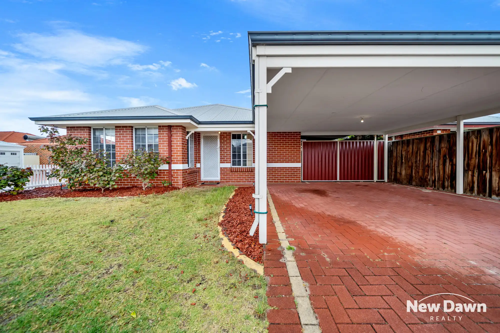 3 Bancombe Crescent